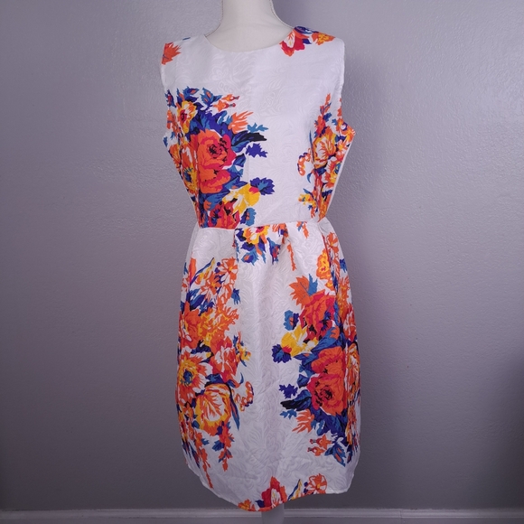 CRFS White A line Floral Sleeveless Crew Neck Women's Midi Dress Size Large. - Picture 1 of 15